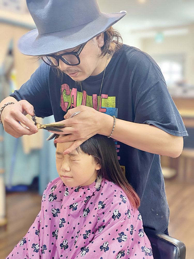 「美容室の人の仕事」